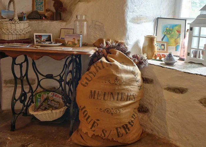 Le Moulin De Bel Air 3*